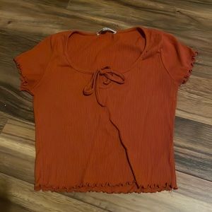 women’s small crop top